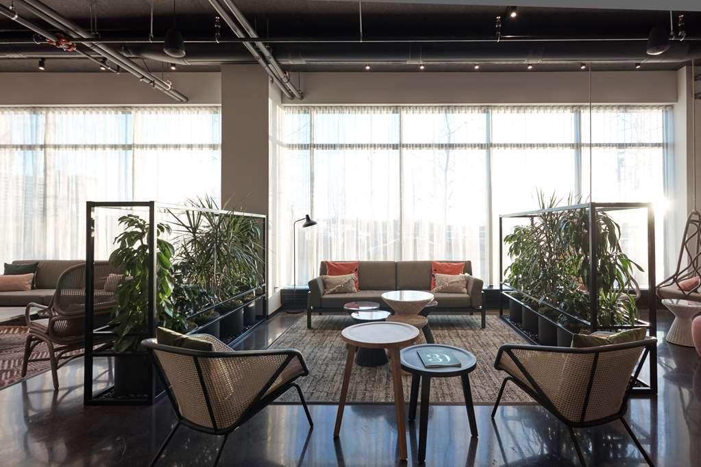 Alt Hotel Calgary East Village 内观 照片