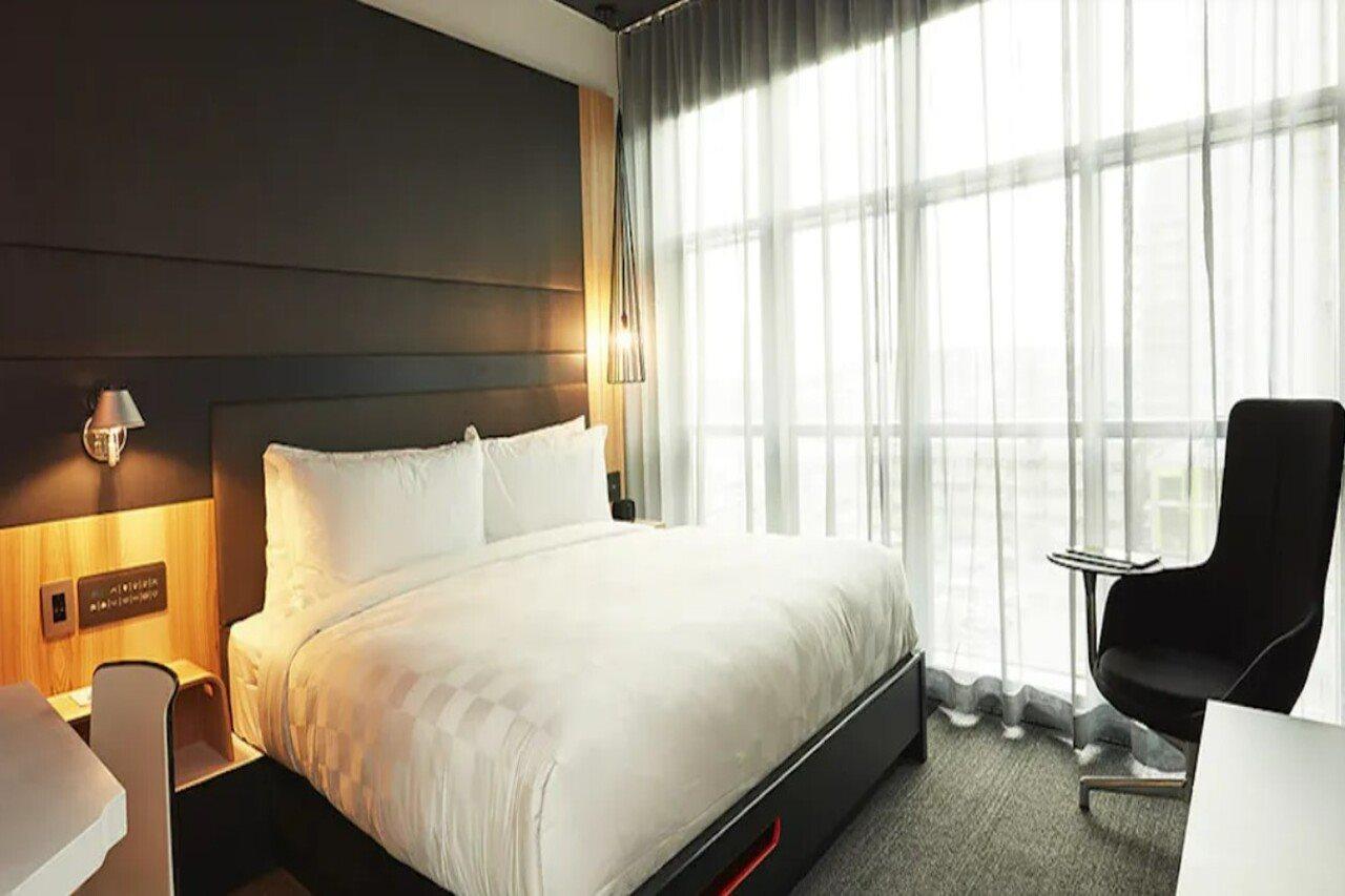 Alt Hotel Calgary East Village 外观 照片