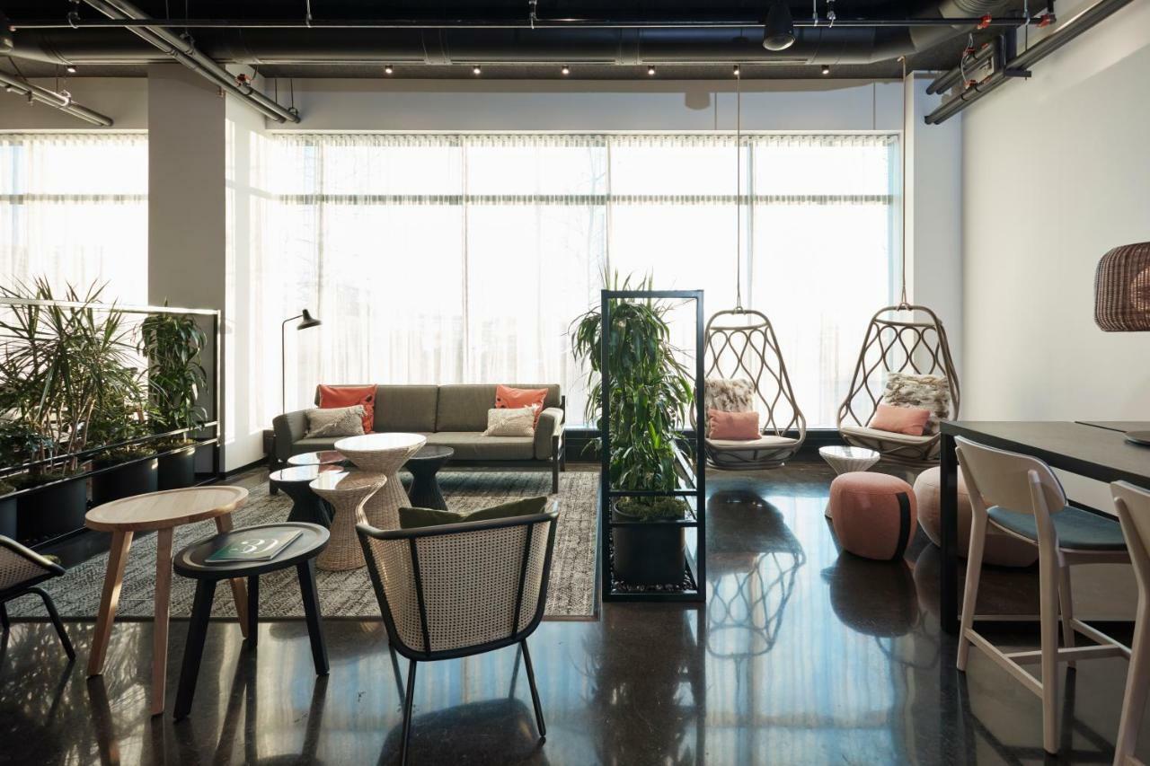 Alt Hotel Calgary East Village 外观 照片