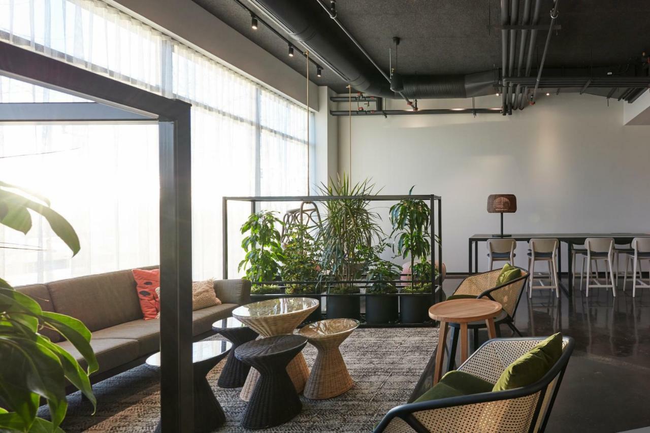 Alt Hotel Calgary East Village 外观 照片