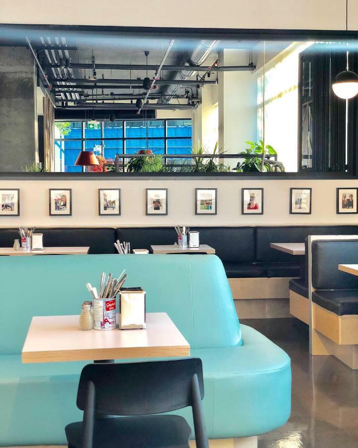 Alt Hotel Calgary East Village 外观 照片
